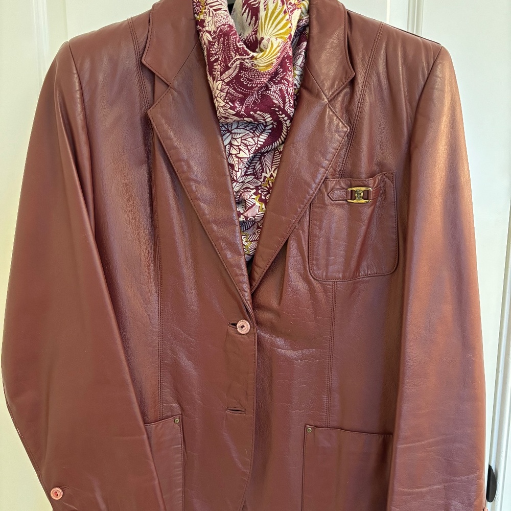 Vintage Burgundy Etienne Aigner Leather Jacket Women’s size 16